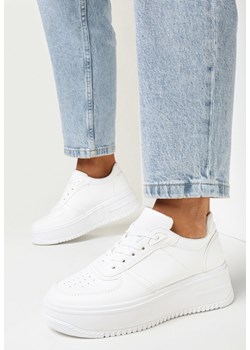 Białe Sneakersy na Platformie Ameeraka ze sklepu born2be.pl w kategorii Buty sportowe damskie - zdjęcie 161588429