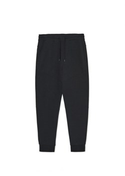 Cropp - Czarne dresowe joggery - czarny ze sklepu Cropp w kategorii Spodnie męskie - zdjęcie 161598985