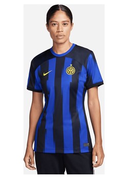 Damska koszulka piłkarska Nike Dri-FIT Inter Mediolan Stadium 2023/24 (wersja domowa) - Niebieski ze sklepu Nike poland w kategorii Bluzki damskie - zdjęcie 161609927