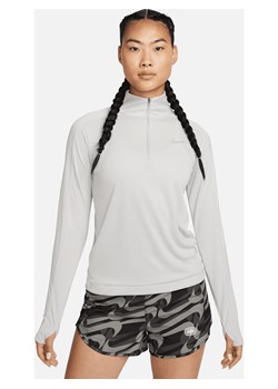 Damska bluza z zamkiem 1/4 Nike Dri-FIT Pacer - Szary ze sklepu Nike poland w kategorii Bluzy damskie - zdjęcie 161609939