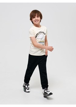 Sinsay - Spodnie dresowe jogger - czarny ze sklepu Sinsay w kategorii Spodnie chłopięce - zdjęcie 161644388