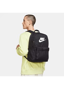 Plecak Nike Heritage (25 l) - Czerń ze sklepu Nike poland w kategorii Plecaki - zdjęcie 161651037