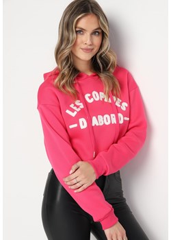 Różowa Bluza z Napisem i Kapturem Sallis ze sklepu Born2be Odzież w kategorii Bluzy damskie - zdjęcie 161655285