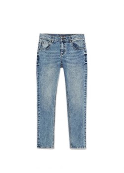 Cropp - Niebieskie jeansy skinny - niebieski ze sklepu Cropp w kategorii Jeansy męskie - zdjęcie 161953405