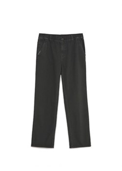 Cropp - Czarne spodnie loose - szary ze sklepu Cropp w kategorii Spodnie męskie - zdjęcie 161953409