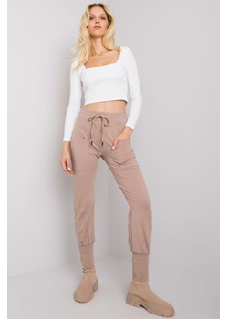 Spodnie dresowe damskie - beżowe ze sklepu 5.10.15 w kategorii Spodnie damskie - zdjęcie 161979158