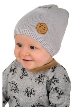 Bawełniana czapka z naszywką Never Give UP - szara ze sklepu 5.10.15 w kategorii Czapki dziecięce - zdjęcie 161992788