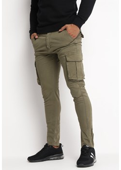 Ciemnozielone Spodnie Bojówki z Kieszeniami Eselam ze sklepu Born2be Odzież w kategorii Spodnie męskie - zdjęcie 161996879