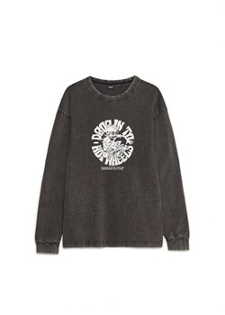 Cropp - Czarny t-shirt longsleeve z nadrukiem - czarny ze sklepu Cropp w kategorii T-shirty męskie - zdjęcie 162023747