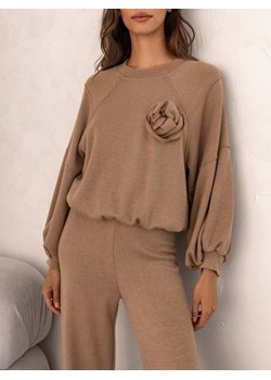 Bluza Maribo Karmelowa ze sklepu Lisa Mayo w kategorii Bluzy damskie - zdjęcie 162034939