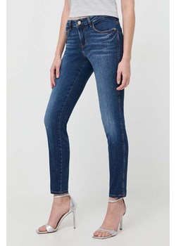 Guess jeansy damskie kolor granatowy ze sklepu ANSWEAR.com w kategorii Jeansy damskie - zdjęcie 162058568