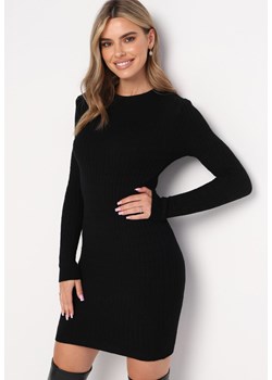 Czarna Dzianinowa Sukienka Mini z Ozdobnym Prążkowaniem o Dopasowanym Fasonie Kais ze sklepu Born2be Odzież w kategorii Sukienki - zdjęcie 162068467
