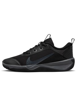 Buty Nike Omni Multi-Court Jr DM9027 001 czarne ze sklepu ButyModne.pl w kategorii Buty sportowe dziecięce - zdjęcie 162131155