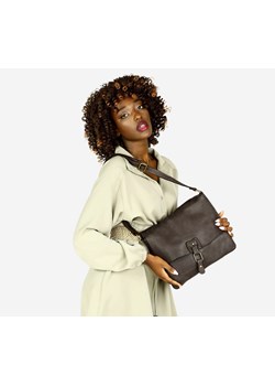 Torebka skórzana listonoszka stylowy minimalizm ala messenger leather bag - MARCO MAZZINI brąz caffe ze sklepu Verostilo w kategorii Listonoszki - zdjęcie 162139118