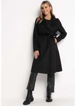 Czarny Płaszcz Zapinany na Napy z Materiałowym Paskiem Piowenla ze sklepu Born2be Odzież w kategorii Płaszcze damskie - zdjęcie 162160806