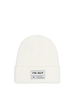 Cropp - Kremowa czapka beanie - biały ze sklepu Cropp w kategorii Czapki zimowe damskie - zdjęcie 162269759
