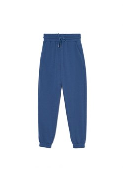 Cropp - Ciemnoniebieskie dresowe joggery - granatowy ze sklepu Cropp w kategorii Spodnie damskie - zdjęcie 162294668