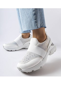 Białe sneakersy z cyrkoniami Algiso ze sklepu gemre w kategorii Buty sportowe damskie - zdjęcie 162306009
