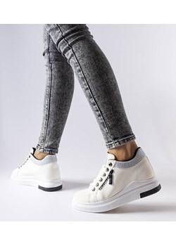Białe sneakersy na koturnie Birmingham ze sklepu gemre w kategorii Trampki damskie - zdjęcie 162310105
