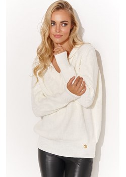 Biały sweter damski oversize z dekoltem w serek S140, Kolor biały, Rozmiar one size, Makadamia ze sklepu Primodo w kategorii Swetry damskie - zdjęcie 162313807