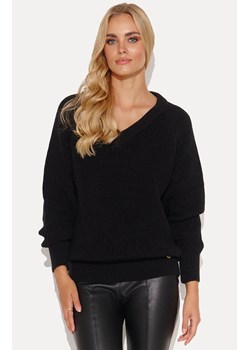 Sweter oversize z dekoltem w serek czarny S140, Kolor czarny, Rozmiar one size, Makadamia ze sklepu Primodo w kategorii Swetry damskie - zdjęcie 162313816