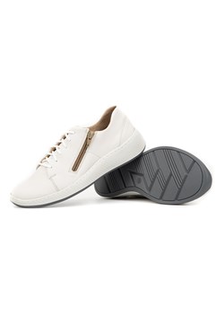 Półbuty damskie sneakersy skórzane 0602W białe ze sklepu butyolivier w kategorii Półbuty damskie - zdjęcie 162371249