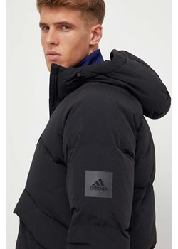 adidas kurtka puchowa męska kolor czarny zimowa ze sklepu ANSWEAR.com w kategorii Kurtki męskie - zdjęcie 162409766