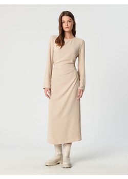 Sinsay - Sukienka midi - beżowy ze sklepu Sinsay w kategorii Sukienki - zdjęcie 162488215