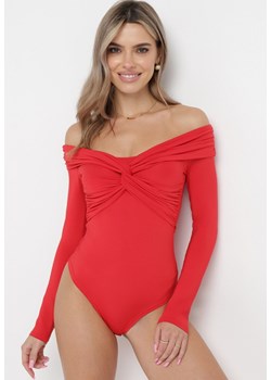 Czerwone Body z Odkrytymi Ramionami Talosyne ze sklepu Born2be Odzież w kategorii Bluzki damskie - zdjęcie 162501035