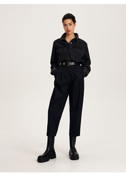 Reserved - Spodnie cygaretki z paskiem - czarny ze sklepu Reserved w kategorii Spodnie damskie - zdjęcie 162525679