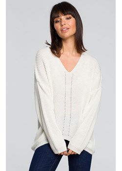 Sweter asymetryczny BK026, Kolor ecru, Rozmiar one size, BE Knit ze sklepu Primodo w kategorii Swetry damskie - zdjęcie 162532919