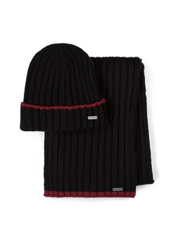 Męski komplet zimowy z kolorowym paskiem czarno-bordowy ze sklepu WITTCHEN w kategorii Czapki zimowe męskie - zdjęcie 162549369