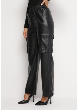 Czarne Spodnie z Ekoskóry z Kieszniami na Klapy Flemixa ze sklepu Born2be Odzież w kategorii Spodnie damskie - zdjęcie 162725658