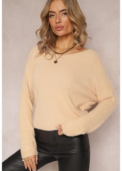 Beżowy Sweter z Elastycznego Materiału z Długim Włosiem i Trójkątnym Dekoltem Mihasa ze sklepu Renee odzież w kategorii Swetry damskie - zdjęcie 162725856