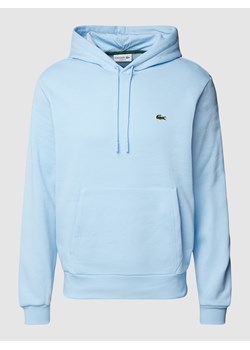Bluza z kapturem i detalem z logo ze sklepu Peek&Cloppenburg  w kategorii Bluzy męskie - zdjęcie 162735275