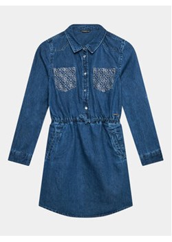 Guess Sukienka jeansowa J3BK21 D4EU0 Niebieski Regular Fit ze sklepu MODIVO w kategorii Sukienki dziewczęce - zdjęcie 162763949