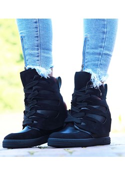 Czarne trampki sneakersy na koturnie Seastar /G12-3 14901 T937/ ze sklepu Pantofelek24.pl w kategorii Buty sportowe damskie - zdjęcie 162773315