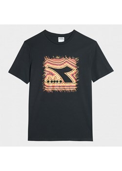 Męski t-shirt z nadrukiem Diadora T-shirt SS Frieze - czarny ze sklepu Sportstylestory.com w kategorii T-shirty męskie - zdjęcie 162817409