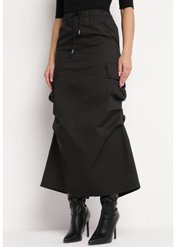Czarna Spódnica Midi z Szerokimi Kieszeniami w Stylu Cargo Talicia ze sklepu Born2be Odzież w kategorii Spódnice - zdjęcie 162820625