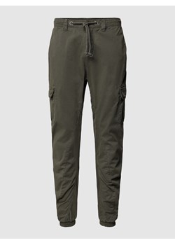 Spodnie cargo z efektem marszczenia ze sklepu Peek&Cloppenburg  w kategorii Spodnie męskie - zdjęcie 162838469