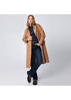 Damski płaszcz z ekoskóry dwurzędowy z paskiem brązowy ze sklepu WITTCHEN w kategorii Płaszcze damskie - zdjęcie 162840679