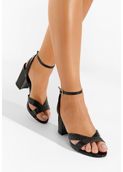 Czarne sandały na słupku Madita ze sklepu Zapatos w kategorii Sandały damskie - zdjęcie 162858576