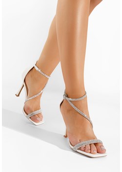 Białe sandały na szpilce Troias ze sklepu Zapatos w kategorii Sandały damskie - zdjęcie 162858578