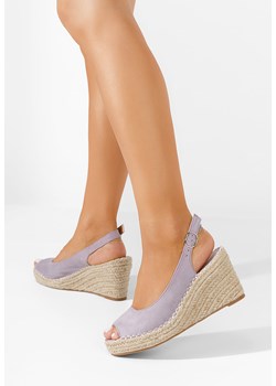 Fioletowe sandały na koturnie Alidora ze sklepu Zapatos w kategorii Sandały damskie - zdjęcie 162858726