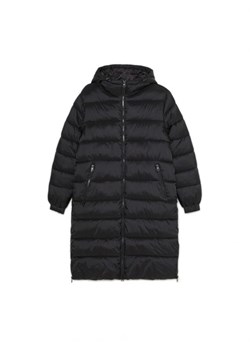 Cropp - Czarny pikowany płaszcz z kapturem - czarny ze sklepu Cropp w kategorii Płaszcze damskie - zdjęcie 162901186