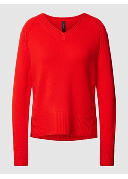 Sweter z dzianiny z dekoltem w serek w jednolitym kolorze ze sklepu Peek&Cloppenburg  w kategorii Swetry damskie - zdjęcie 162917956