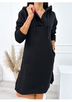 Czarna Dresowa Sukienka z Rozcięciami ze sklepu ModnaKiecka.pl w kategorii Sukienki - zdjęcie 162940415