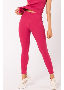 Długie legginsy prążkowane w kolorze różowym M734, Kolor różowy, Rozmiar L, MOE ze sklepu Intymna w kategorii Spodnie damskie - zdjęcie 162948855