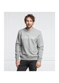 Calvin Klein Bluza LOGO | Regular Fit ze sklepu Gomez Fashion Store w kategorii Bluzy męskie - zdjęcie 163337378