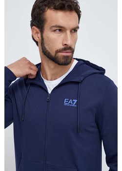 EA7 Emporio Armani bluza bawełniana męska kolor granatowy z kapturem z nadrukiem ze sklepu ANSWEAR.com w kategorii Bluzy męskie - zdjęcie 163361737